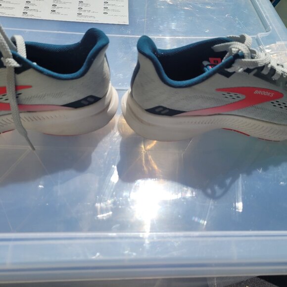 Brooks Launch 8 running shoes sz 6 - Picture 4 of 4